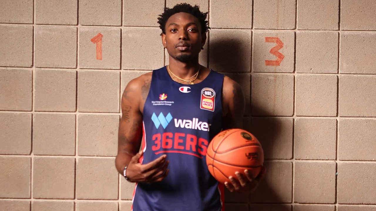 The Adelaide 36ers are leading the race for star imports Antonius Cleveland  and Robert Franks. Both players are under the same agent. : r/nbl